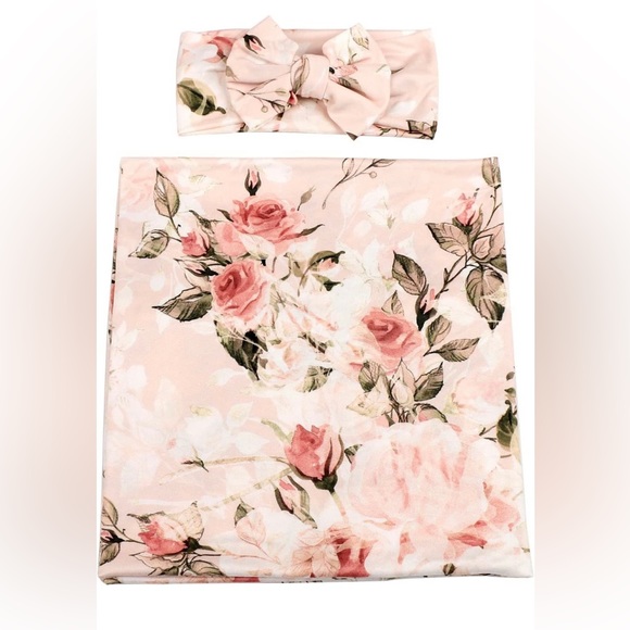 Baby girl infant swaddle wrap with matching headband - Picture 4 of 5